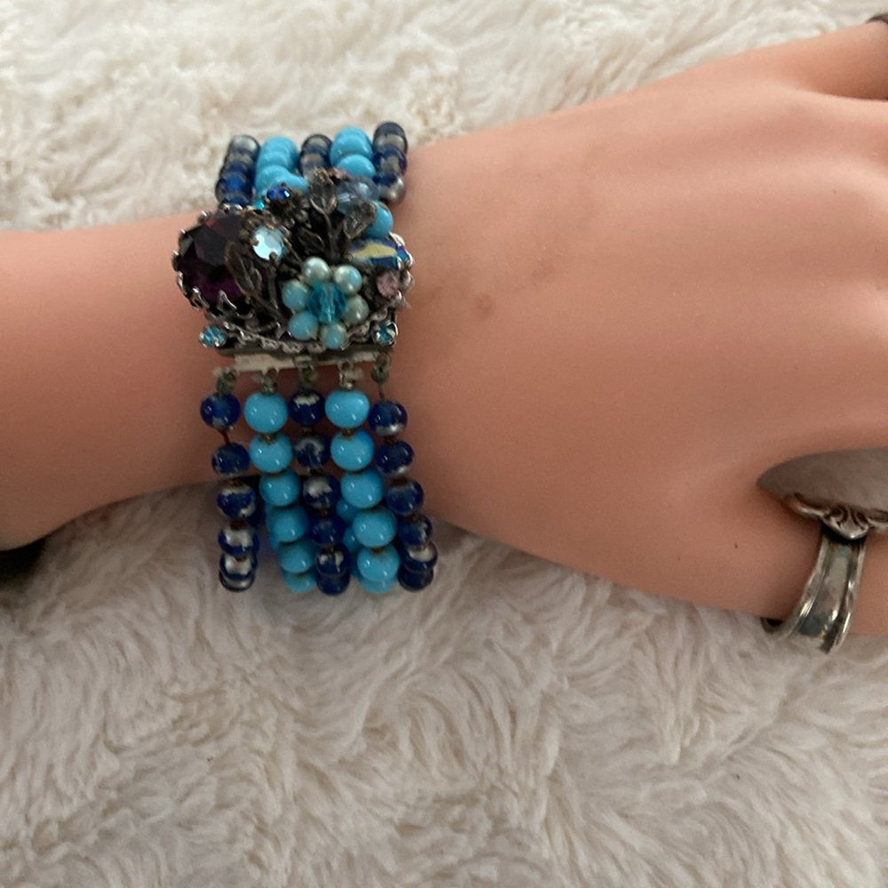 Vintage beaded bracelet Eugene purple blue beads costume